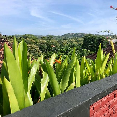 The Hidden Escapes Bingin- Sunset Rooftop Wood House With Ocean View & Private Kitchen Uluwatu Exteriér fotografie