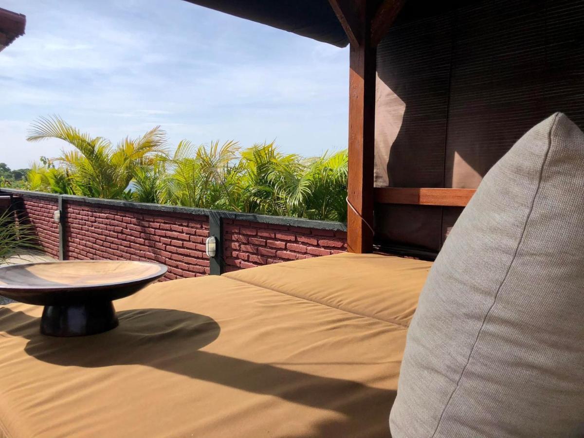 The Hidden Escapes Bingin- Sunset Rooftop Wood House With Ocean View & Private Kitchen Uluwatu Exteriér fotografie
